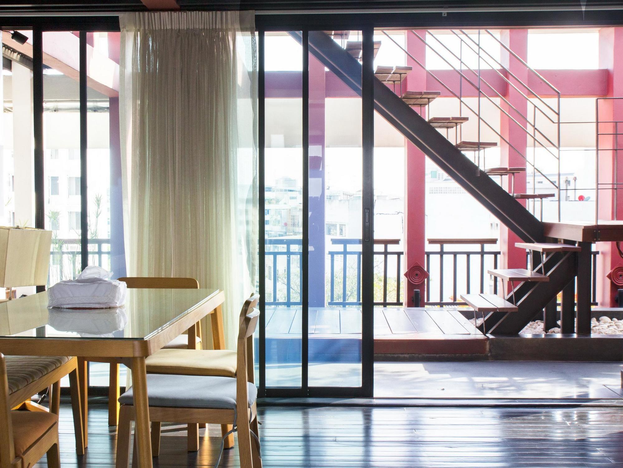 Loogchoob Homestay Bangkok Eksteriør bilde
